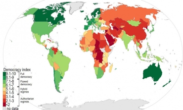 Comunismo e illusione della democrazia