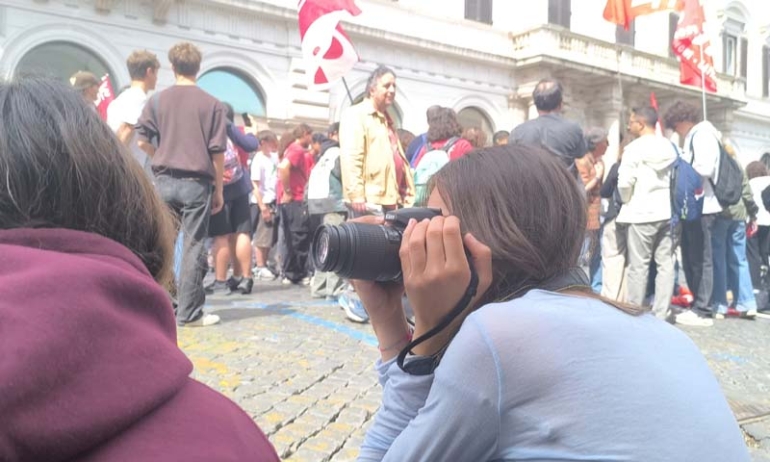 Annalisa Terranova, Donzelli  e i giovani drogati