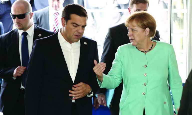 L'Europa a due velocità: Juncker e Tsipras