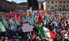 A Prato cacciati i fascisti