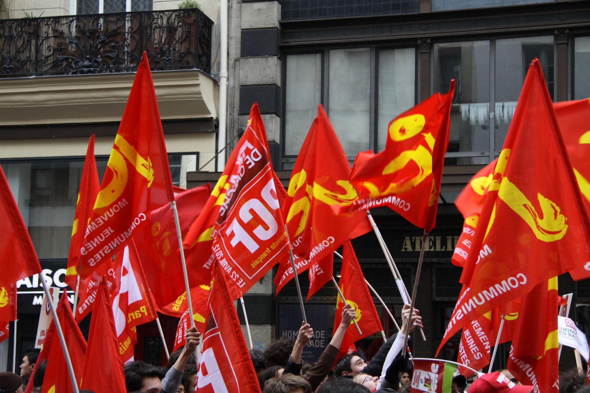 In Francia un attacco al diritto del lavoro