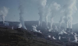 Volterra sotto il pennacchio della geotermia soffre e muore