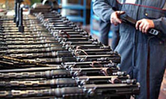 Dazi, riarmi e civili: le contraddizioni del nuovo ordine mondiale