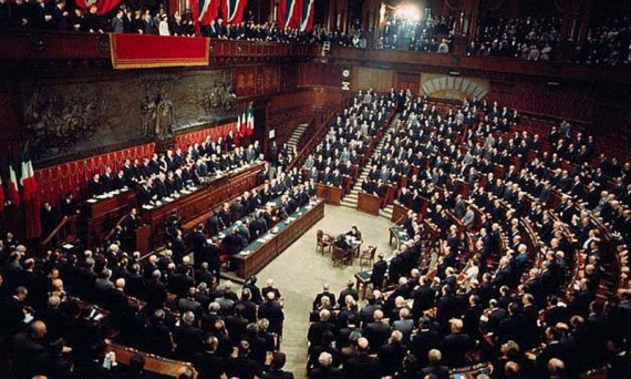 Escalation dell'imperialismo, limiti dell'opposizione parlamentare: che fare? con Fabrizio Burattini